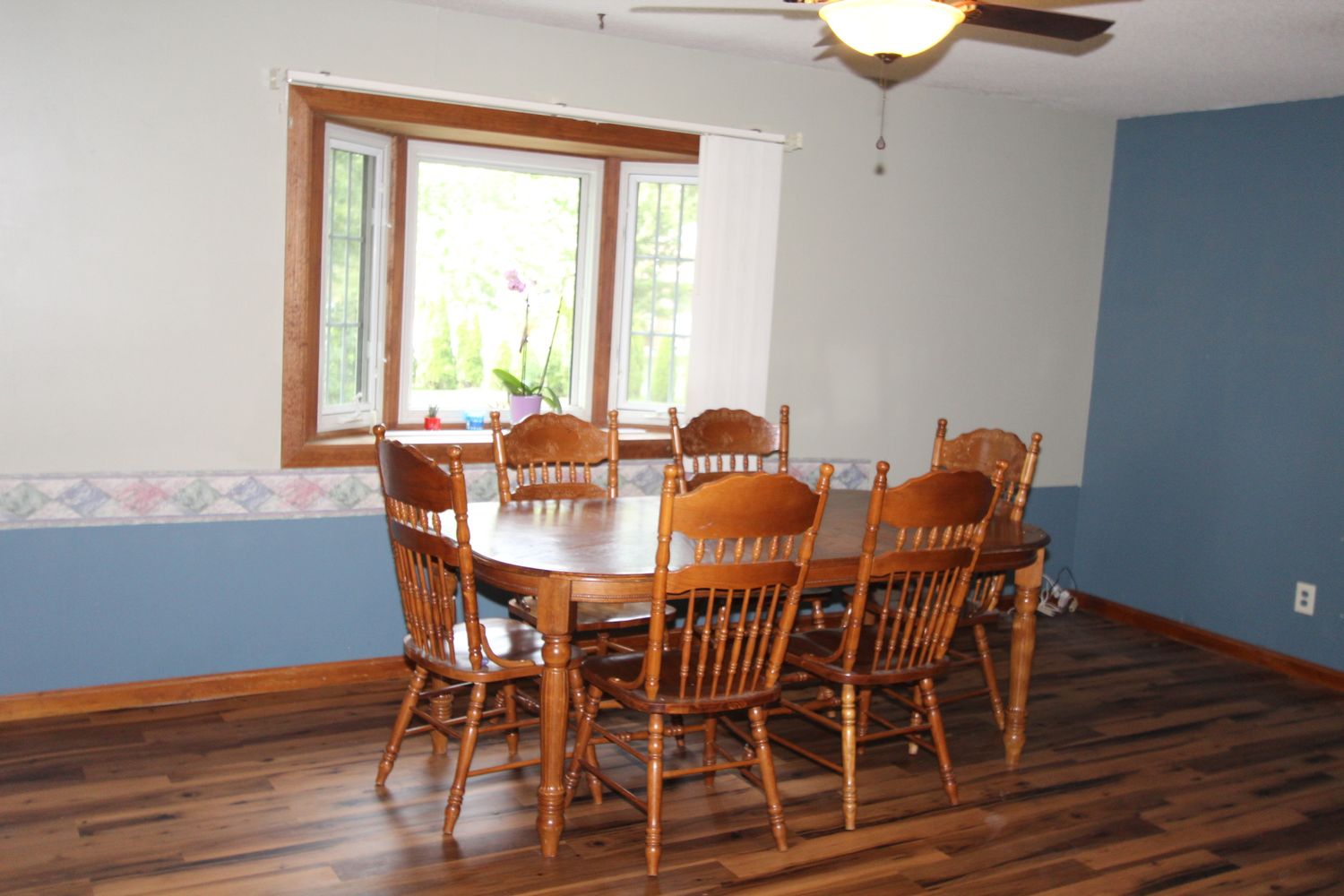 6040 Lerna Rd, Mattoon, IL 61938
